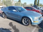 ✅ 2005 Ford Mustang GT Deluxe • VIN: 1ZVHT82H455213035 • Lot: 43112190. Listed on IAAI with 162,965 mi. Free auction sales archive from the USA and detailed vehicle history report at DreamBid. Image 1.