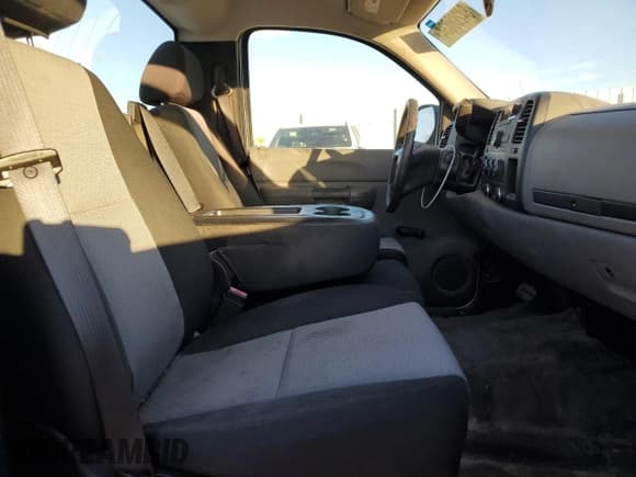 ✅ 2007 Chevrolet Silverado 1500 • VIN: 1GCEC14J57Z540486 • Лот: 84208034. Опубликован ранее на Copart с пробегом 161 137 миль. Бесплатный доступ к архиву аукционных продаж из США и подробный отчёт об истории автомобиля на DreamBid. Изображение 10.