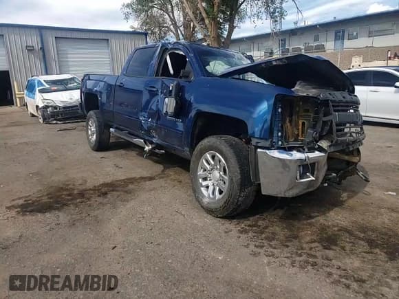 ✅ 2017 Chevrolet Silverado 2500HD LT • VIN: 1GC1KVEG3HF225619 • Lot: 55489295. Listed on Copart with Not provided. Free auction sales archive from the USA and detailed vehicle history report at DreamBid. Image 13.