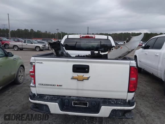 ✅ 2017 Chevrolet Colorado 2WD WT • VIN: 1GCGSBEN3H1243932 • Lot: 41119096. Listed on IAAI with 84,800 mi. Free auction sales archive from the USA and detailed vehicle history report at DreamBid. Image 16.
