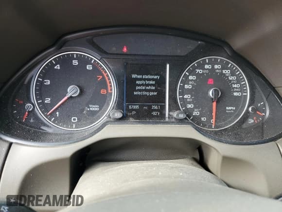 ✅ 2014 Audi Q5 Premium Plus • VIN: WA1DGAFP3EA129627 • Lot: 70332435. Wystawiony na Copart z przebiegiem 67 995 mil. Bezpłatny archiwum sprzedaży aukcyjnych z USA i szczegółowy raport historii pojazdu na DreamBid. Zdjęcie 9.