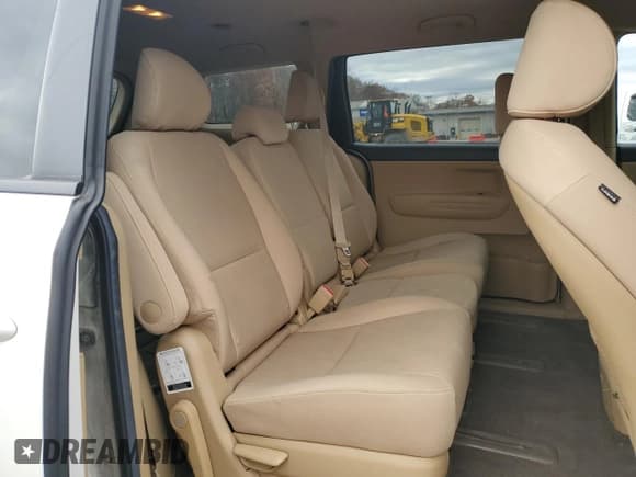 ✅ 2019 Kia Sedona LX • VIN: KNDMB5C11K6544259 • Лот: 92113075. Опубликован ранее на Copart с пробегом 112 349 миль. Бесплатный доступ к архиву аукционных продаж из США и подробный отчёт об истории автомобиля на DreamBid. Изображение 11.