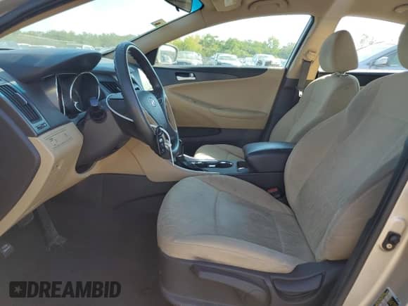 2011 Hyundai Sonata GLS z VIN 5NPEB4AC7BH073839, wystawiony jako Copart lot #80959785 z przebiegiem 144 561 mil mil oraz Szkoda całkowita • Salvage title. Historia ofert i sprzedaży dostępna na DreamBid. Obrazek 7.