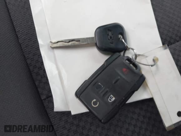 ✅ 2017 Chevrolet Silverado 1500 LT • VIN: 1GCUKREC9HF219857 • Lot: 43721688. Listed on IAAI with 133,993 mi. Free auction sales archive from the USA and detailed vehicle history report at DreamBid. Image 11.