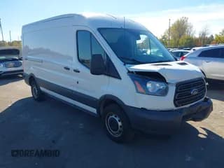 ✅ 2018 Ford Transit • VIN: 1FTYR2CM6JKA13277 • Лот: 43537036. Опубликован ранее на IAAI с пробегом 214 683 миль. Бесплатный доступ к архиву аукционных продаж из США и подробный отчёт об истории автомобиля на DreamBid. Изображение 1.