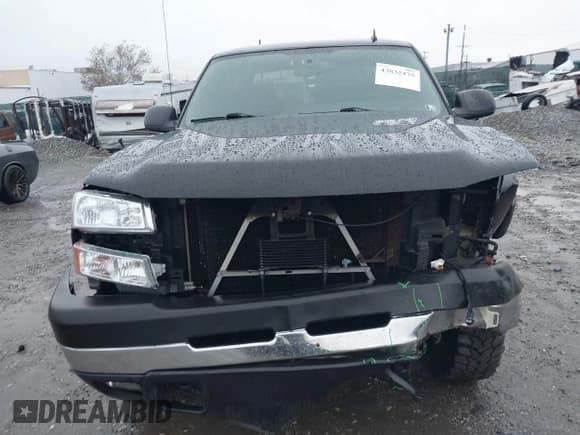 ✅ 2006 Chevrolet Silverado 2500HD LT3 • VIN: 1GCHK23U96F135779 • Lot: 43832475. Wystawiony na IAAI z przebiegiem Nie podano. Bezpłatny archiwum sprzedaży aukcyjnych z USA i szczegółowy raport historii pojazdu na DreamBid. Zdjęcie 12.