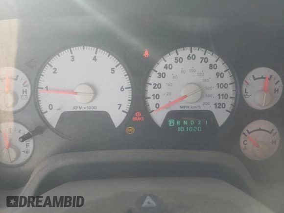 ✅ 2006 Dodge 1500 SLT • VIN: 1D7HU18NX6J101987 • Лот: 75695294. Размещён на Copart с пробегом 101 820 миль миль. Получите бесплатный доступ к архиву аукционных продаж из США и посмотрите подробный отчёт об истории автомобиля на DreamBid. Изображение 9.