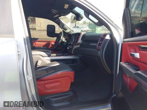 2020 Ram 1500 Rebel с VIN 1C6RRELTXLN226609, выставлен на аукционе IAAI как лот 41477387 с пробегом 67 825 миль миль и . История ставок и продаж доступна на DreamBid. Изображение 5.