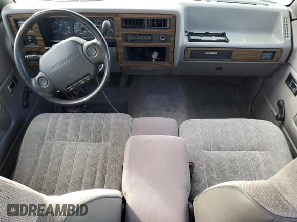 ✅ 1996 Dodge Dakota • VIN: 1B7GL23X3TS600014 • Lot: 89890275. Listed on Copart with 104,240 mi. Free auction sales archive from the USA and detailed vehicle history report at DreamBid. Image 8.