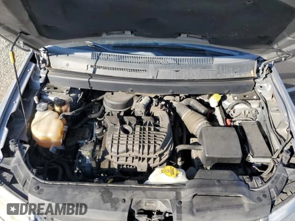 ✅ 2017 Dodge Journey SXT • VIN: 3C4PDCBG5HT526900 • Lot: 92968665. Listed on Copart with 92,069 mi. Free auction sales archive from the USA and detailed vehicle history report at DreamBid. Image 12.