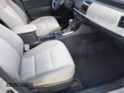 ✅ 2015 Toyota Corolla LE • VIN: 2T1BURHE8FC303768 • Lot: 43634679. Wystawiony na IAAI z przebiegiem 84 328 mil. Bezpłatny archiwum sprzedaży aukcyjnych z USA i szczegółowy raport historii pojazdu na DreamBid. Zdjęcie 5.