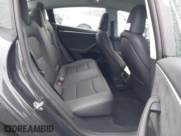 ✅ 2025 Tesla Model 3 Long Range • VIN: 5YJ3E1EB6SF878888 • Lot: 41451317. Wystawiony na IAAI z przebiegiem 732 mil. Bezpłatny archiwum sprzedaży aukcyjnych z USA i szczegółowy raport historii pojazdu na DreamBid. Zdjęcie 8.