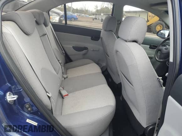 2008 Hyundai Accent GLS с VIN KMHCN46C48U260327, выставлен на аукционе Copart как лот 75771754 с пробегом 88 995 миль миль и Чистый • Clean title. История ставок и продаж доступна на DreamBid. Изображение 10.