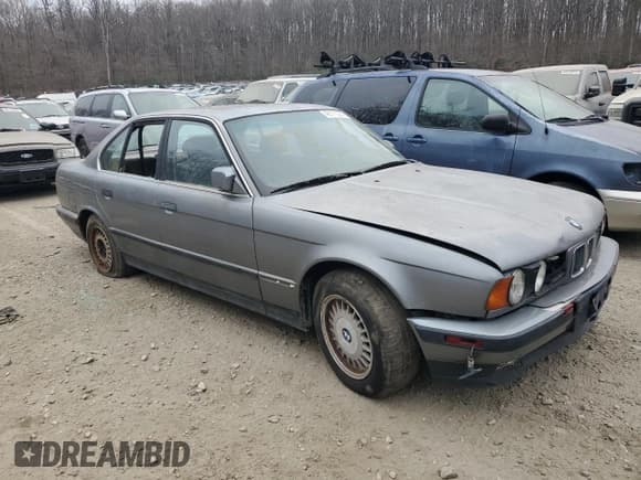 ✅ 1992 BMW 5 Series • VIN: WBAHD5316NBF98020 • Лот: 48171295. Опубликован ранее на Copart с пробегом Не указан. Бесплатный доступ к архиву аукционных продаж из США и подробный отчёт об истории автомобиля на DreamBid. Изображение 4.