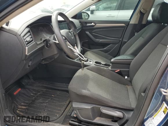 ✅ 2019 Volkswagen Jetta S • VIN: 3VWC57BU9KM032143 • Lot: 52673515. Listed on Copart with 89,236 mi. Free auction sales archive from the USA and detailed vehicle history report at DreamBid. Image 7.