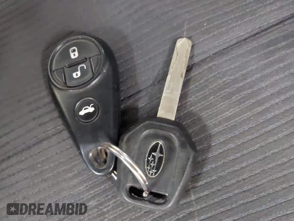 ✅ 2009 Subaru Forester X • VIN: JF2SH61649H772721 • Lot: 42572897. Listed on IAAI with 153,255 mi. Free auction sales archive from the USA and detailed vehicle history report at DreamBid. Image 11.