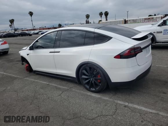 ✅ 2020 Tesla Model X Performance • VIN: 5YJXCBE40LF262846 • Lot: 53313695. Wystawiony na Copart z przebiegiem 79 583 mil. Bezpłatny archiwum sprzedaży aukcyjnych z USA i szczegółowy raport historii pojazdu na DreamBid. Zdjęcie 2.