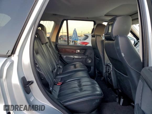 ✅ 2010 Land Rover Range Rover Sport HSE Lux • VIN: SALSK2D4XAA244092 • Lot: 95804825. Listed on Copart with 89,919 mi. Free auction sales archive from the USA and detailed vehicle history report at DreamBid. Image 11.