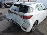 ✅ 2015 Lexus CT 200h • VIN: JTHKD5BH7F2235343 • Lot: 43656670. Wystawiony na IAAI z przebiegiem 107 867 mil. Bezpłatny archiwum sprzedaży aukcyjnych z USA i szczegółowy raport historii pojazdu na DreamBid. Zdjęcie 6.