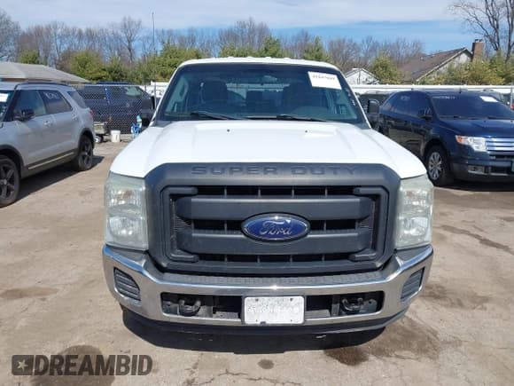 ✅ 2014 Ford F-250 XL • VIN: 1FT7W2AT0EEA37495 • Lot: 41847049. Wystawiony na IAAI z przebiegiem 317 635 mil. Bezpłatny archiwum sprzedaży aukcyjnych z USA i szczegółowy raport historii pojazdu na DreamBid. Zdjęcie 13.