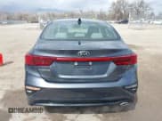 ✅ 2020 Kia Forte FE • VIN: 3KPF24AD8LE243029 • Lot: 41882715. Listed on IAAI with 33,749 mi. Free auction sales archive from the USA and detailed vehicle history report at DreamBid. Image 16.