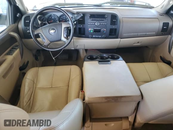 ✅ 2013 Chevrolet Silverado 1500 LT • VIN: 3GCPCSE05DG343253 • Лот: 91601785. Опубликован ранее на Copart с пробегом 145 932 миль. Бесплатный доступ к архиву аукционных продаж из США и подробный отчёт об истории автомобиля на DreamBid. Изображение 8.