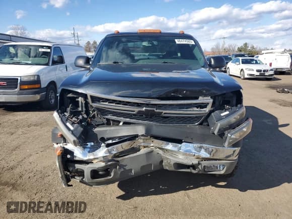 ✅ 2005 Chevrolet Silverado 2500HD LT • VIN: 1GCHK29U15E178850 • Lot: 48474565. Listed on Copart with 131,891 mi. Free auction sales archive from the USA and detailed vehicle history report at DreamBid. Image 5.