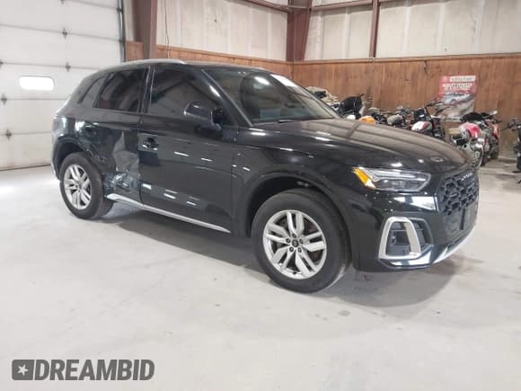 ✅ 2024 Audi Q5 S line Premium • VIN: WA1GAAFY0R2036829 • Лот: 43394881. Опубликован ранее на IAAI с пробегом 35 249 миль. Бесплатный доступ к архиву аукционных продаж из США и подробный отчёт об истории автомобиля на DreamBid. Изображение 1.