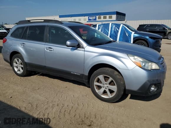 ✅ 2013 Subaru Outback Premium • VIN: 4S4BRCCC4D3266613 • Lot: 60731575. Listed on Copart with 154,154 mi. Free auction sales archive from the USA and detailed vehicle history report at DreamBid. Image 4.