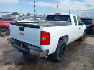 ✅ 2013 Chevrolet Silverado 1500 LT • VIN: 1GCRCSEA1DZ213164 • Lot: 42635034. Wystawiony na IAAI z przebiegiem 91 024 mil. Bezpłatny archiwum sprzedaży aukcyjnych z USA i szczegółowy raport historii pojazdu na DreamBid. Zdjęcie 4.