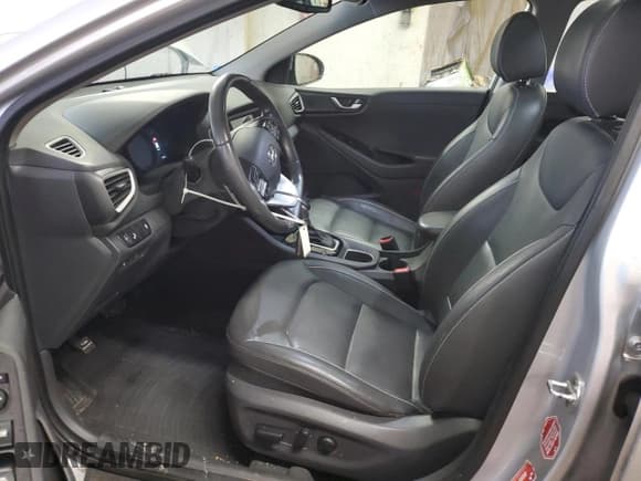 ✅ 2018 Hyundai Ioniq Limited • VIN: KMHC85LC8JU065306 • Lot: 45145725. Wystawiony na Copart z przebiegiem 187 929 mil. Bezpłatny archiwum sprzedaży aukcyjnych z USA i szczegółowy raport historii pojazdu na DreamBid. Zdjęcie 7.