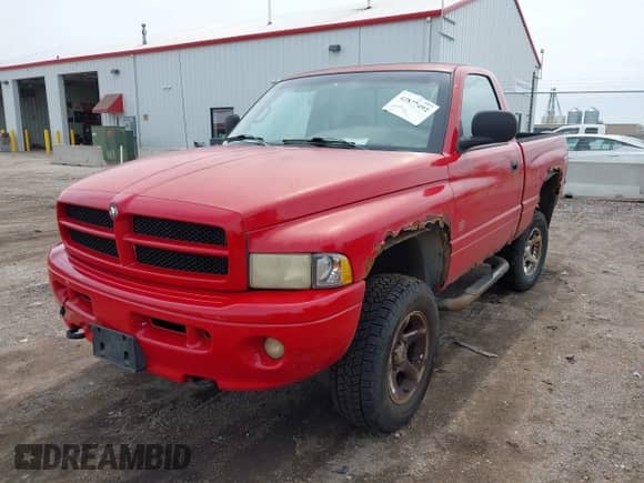 ✅ 2000 Dodge 1500 • VIN: 1B7HF16Z6YS644728 • Lot: 42877492. Listed on IAAI with 166,020 mi. Free auction sales archive from the USA and detailed vehicle history report at DreamBid. Image 2.