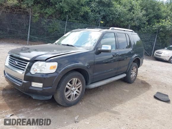 ✅ 2010 Ford Explorer Limited • VIN: 1FMEU7FE6AUA79489 • Lot: 42977651. Wystawiony na IAAI z przebiegiem 98 119 mil. Bezpłatny archiwum sprzedaży aukcyjnych z USA i szczegółowy raport historii pojazdu na DreamBid. Zdjęcie 18.