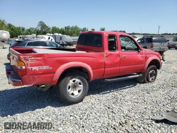 ✅ 2001 Toyota Tacoma PreRunner • VIN: 5TESN92NX1Z846886 • Lot: 52961165. Wystawiony na Copart z przebiegiem 311 509 mil. Bezpłatny archiwum sprzedaży aukcyjnych z USA i szczegółowy raport historii pojazdu na DreamBid. Zdjęcie 3.