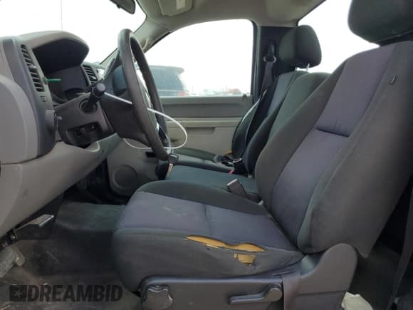 ✅ 2013 Chevrolet Silverado 1500 Work Truck • VIN: 1GCNCPEA0DZ138288 • Lot: 72226504. Listed on Copart with 140,101 mi. Free auction sales archive from the USA and detailed vehicle history report at DreamBid. Image 7.