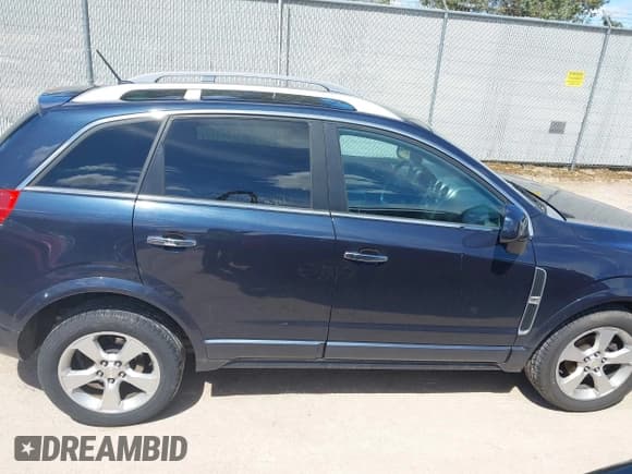 ✅ 2014 Chevrolet Captiva Sport LT • VIN: 3GNAL3EK3ES655252 • Lot: 42135440. Wystawiony na IAAI z przebiegiem 140 133 mil. Bezpłatny archiwum sprzedaży aukcyjnych z USA i szczegółowy raport historii pojazdu na DreamBid. Zdjęcie 14.