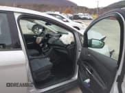 ✅ 2017 Ford C-Max SE • VIN: 1FADP5AU8HL110709 • Лот: 43704177. Опубликован ранее на IAAI с пробегом 52 519 миль. Бесплатный доступ к архиву аукционных продаж из США и подробный отчёт об истории автомобиля на DreamBid. Изображение 5.