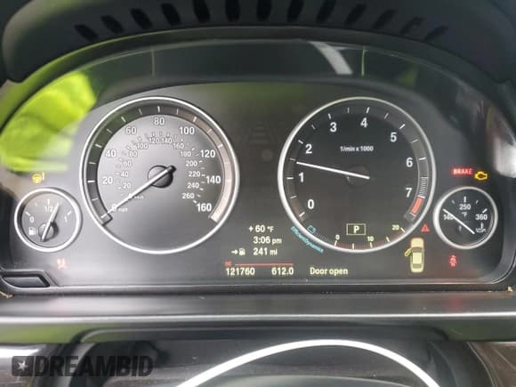 ✅ 2014 BMW 5 Series 528i • VIN: WBA5A5C54ED509920 • Lot: 92681715. Listed on Copart with 121,760 mi. Free auction sales archive from the USA and detailed vehicle history report at DreamBid. Image 9.