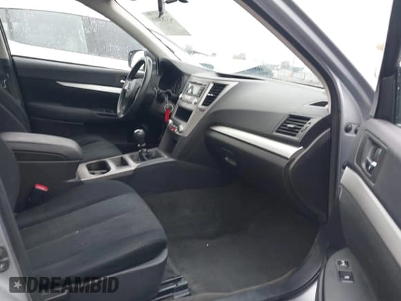 ✅ 2013 Subaru Legacy 2.5i • VIN: 4S3BMAA69D1014727 • Лот: 43753018. Опубликован ранее на IAAI с пробегом 105 942 миль. Бесплатный доступ к архиву аукционных продаж из США и подробный отчёт об истории автомобиля на DreamBid. Изображение 5.