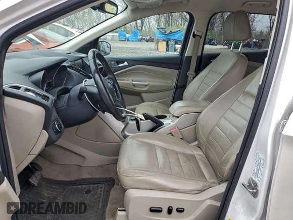 ✅ 2013 Ford Escape SEL • VIN: 1FMCU9HX2DUA85604 • Лот: 93862965. Опубликован ранее на Copart с пробегом 176 223 миль. Бесплатный доступ к архиву аукционных продаж из США и подробный отчёт об истории автомобиля на DreamBid. Изображение 7.