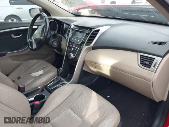 ✅ 2013 Hyundai Elantra • VIN: KMHD35LE1DU056696 • Lot: 43888134. Listed on IAAI with 114,713 mi. Free auction sales archive from the USA and detailed vehicle history report at DreamBid. Image 5.