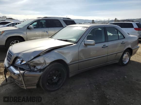 ✅ 1999 Mercedes-Benz C 230/260/280/320 • VIN: WDBHA29G1XA755026 • Lot: 44824275. Listed on Copart with 100,268 mi. Free auction sales archive from the USA and detailed vehicle history report at DreamBid. Image 1.