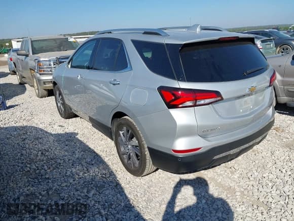 ✅ 2022 Chevrolet Equinox Premier • VIN: 2GNAXNEV2N6135147 • Lot: 43440446. Wystawiony na IAAI z przebiegiem 29 818 mil. Bezpłatny archiwum sprzedaży aukcyjnych z USA i szczegółowy raport historii pojazdu na DreamBid. Zdjęcie 3.