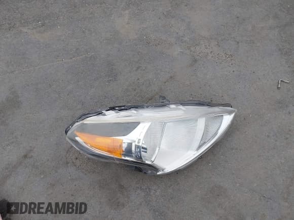 ✅ 2015 Nissan Versa S • VIN: 3N1CN7AP8FL829237 • Лот: 42973063. Опубликован ранее на IAAI с пробегом 119 923 миль. Бесплатный доступ к архиву аукционных продаж из США и подробный отчёт об истории автомобиля на DreamBid. Изображение 12.