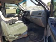 ✅ 2003 Ford F-250 XL • VIN: 1FTNW20L23EC60319 • Lot: 41523726. Wystawiony na IAAI z przebiegiem Nie podano. Bezpłatny archiwum sprzedaży aukcyjnych z USA i szczegółowy raport historii pojazdu na DreamBid. Zdjęcie 5.