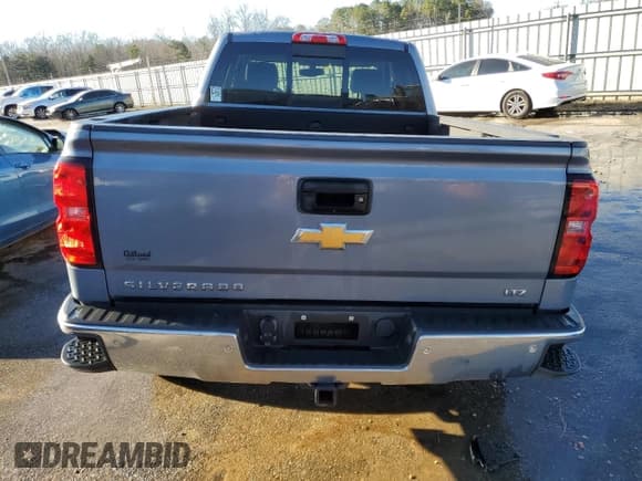 ✅ 2015 Chevrolet Silverado 1500 LTZ • VIN: 1GCVKSEC0FZ312189 • Лот: 43034974. Опубликован ранее на Copart с пробегом 115 589 миль. Бесплатный доступ к архиву аукционных продаж из США и подробный отчёт об истории автомобиля на DreamBid. Изображение 6.