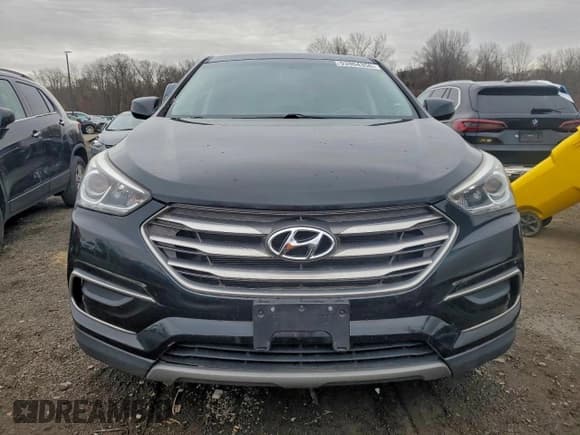 ✅ 2017 Hyundai Santa Fe 2.4L • VIN: 5XYZTDLB9HG440257 • Lot: 93904355. Wystawiony na Copart z przebiegiem 109 527 mil. Bezpłatny archiwum sprzedaży aukcyjnych z USA i szczegółowy raport historii pojazdu na DreamBid. Zdjęcie 5.