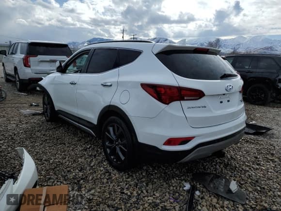 ✅ 2018 Hyundai Santa Fe Ultimate • VIN: 5NMZWDLA9JH105168 • Лот: 45507644. Опубликован ранее на Copart с пробегом 48 024 миль. Бесплатный доступ к архиву аукционных продаж из США и подробный отчёт об истории автомобиля на DreamBid. Изображение 2.