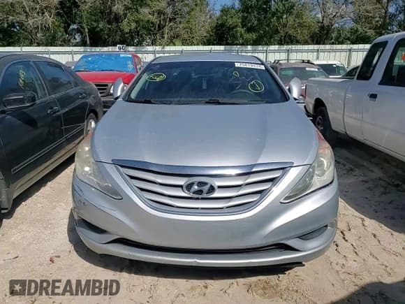 ✅ 2012 Hyundai Sonata GLS • VIN: 5NPEB4AC9CH448177 • Lot: 75819434. Listed on Copart with 146,000 mi. Free auction sales archive from the USA and detailed vehicle history report at DreamBid. Image 11.