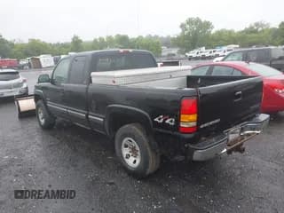 ✅ 2000 Chevrolet Silverado 2500 LS • VIN: 1GCGK29UXYE135561 • Lot: 42318334. Wystawiony na IAAI z przebiegiem 286 967 mil. Bezpłatny archiwum sprzedaży aukcyjnych z USA i szczegółowy raport historii pojazdu na DreamBid. Zdjęcie 3.